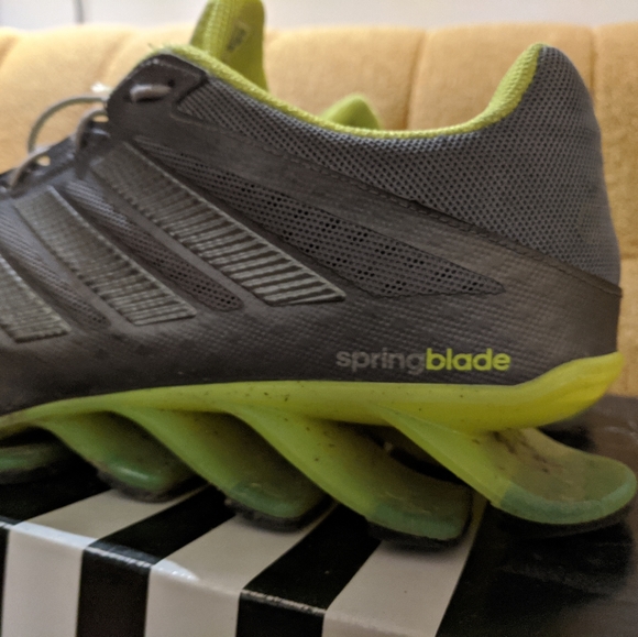 Adidas Springbade Ignite gray Neon green synthetic - Picture 2 of 8